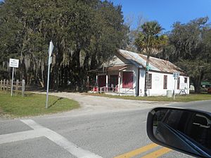 Florahome's former railroad station on Coral Farms Road, now an antique shop.