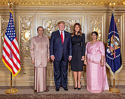 Maithripala Sirisena, Donald Trump, Melania Trump, Jayanthi Sirisena