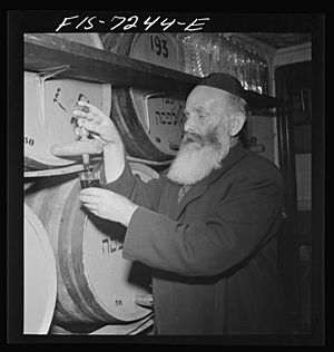 Rabbi in a kosher wine shop 8d21905v