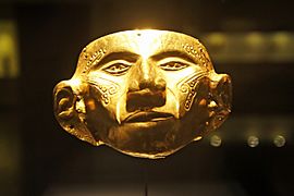 BOG 04 2012 Museo de Oro Gold Mask 1219