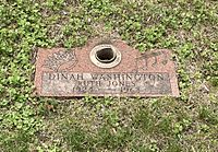 Grave of Dinah Washington (1924–1963) at Burr Oak Cemetery