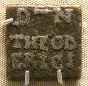 Theodoric bronze weight inlaid with silver issued by prefect Catulinus Rome 493 526