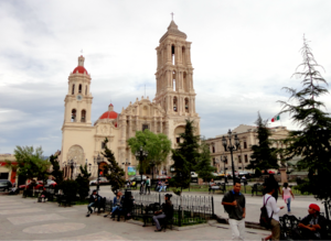 Catedral de Saltillo y Plaza de Armas - Saltillo, Coahuila, México