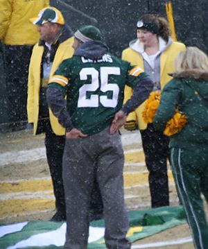 Dorsey Levens 25 Green Bay Packers Dec 2013.jpg