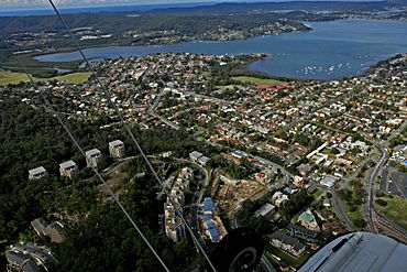 East Gosford from the air - panoramio - Ray Hayward.jpg