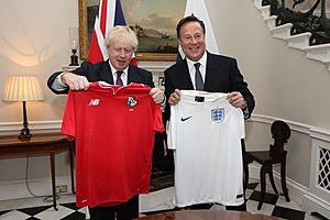 Boris Johnson with Juan Carlos Varela in London - 2018 (27232646267)