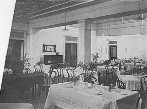 StateLibQld 2 190239 Part of the dining room at the People's Palace, Brisbane, 1911