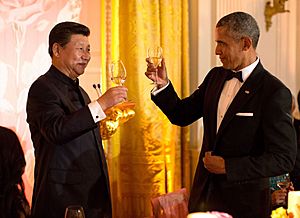 Xi Jinping and Barack Obama toast at White House state dinner September 2015