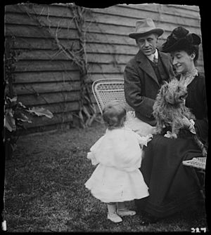 Banjo Paterson with wife Alice and daughter Grace, ca. 1900-1912, by Lionel Lindsay (6386735113)