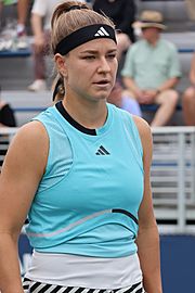 Karolína Muchová (2023 US Open) 25 (cropped)