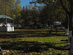 West Side Memorial Park, Tuolumne