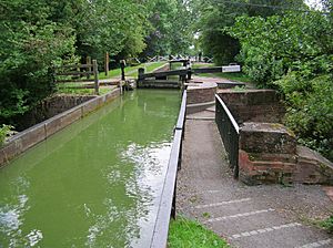 Yarningale Aqueduct, Stratford-upon-Avon Canal 2.jpg