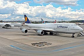 Boeing 747-8 D-ABYQ of Lufthansa (32518205166)