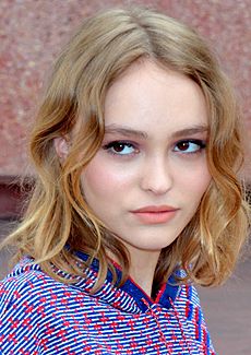 Lily-Rose Depp Cannes 2016