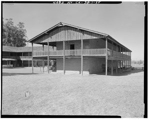 North wing, oblique also showing the courtyard at left and the north elevation at right. (recreation of HABS no. CA-38-P152-6) - Vallejo Adobe, Adobe Road at Casa Grande, HABS CAL,49-PET.V,1-25