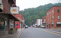 Main Street (West Virginia Route 97) in Pineville in 2007