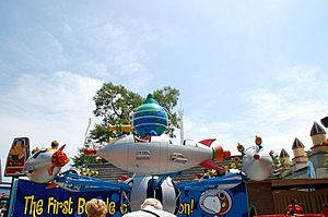 Planet Snoopy Space Race