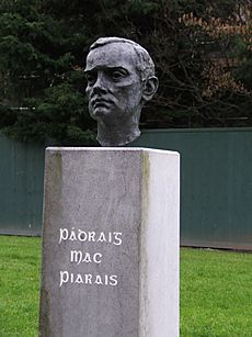Statue padraig pearse