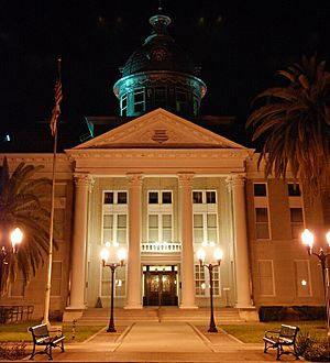 Polk courthouse atnite2