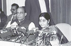 The Union Minister for Health and Family Welfare Smt. Sushma Swaraj addressing the Press on "Birds flu" in New Delhi on January 29, 2004