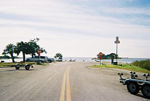 CR 40 boat ramp off the coast of the Gulf of Mexico in Yankeetown, Florida