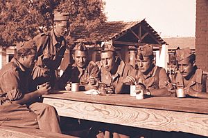 Facendo o servizo militar.1945-Spain