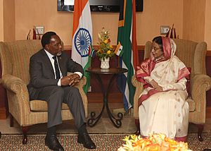 The President, Smt. Pratibha Devisingh Patil with the Deputy President of South Africa, Mr. Kgalema Motlanthe, at Pretoria, in South Africa on May 02, 2012