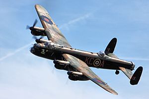 Avro Lancaster - Shuttleworth Military Pageant (11644345684)
