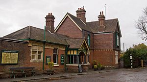Bluebell Railway - Horsted Keynes station