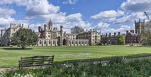 Cambridge - St John College - New Court