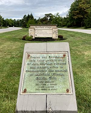 Muirfield Village (Dublin, Ohio) - dedication plaque.jpg