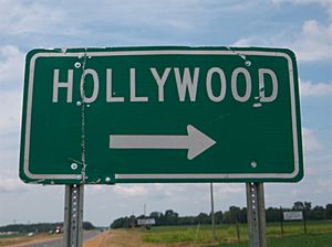 HollywoodMSHighwaySign.jpg