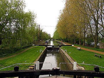 Kintbury Lock, Kennet and Avon Canal - geograph.org.uk - 6273.jpg