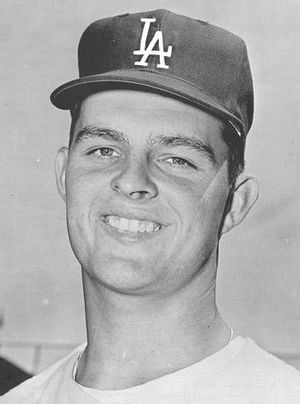 Don Drysdale - Los Angeles Dodgers - 1961.jpg