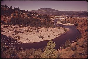 Mouth of the Hood River, 1973