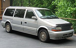 2nd-Chrysler-Town-and-Country