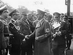 Bundesarchiv Bild 183-H13039, Münchener Abkommen, Rückkehr Hitler