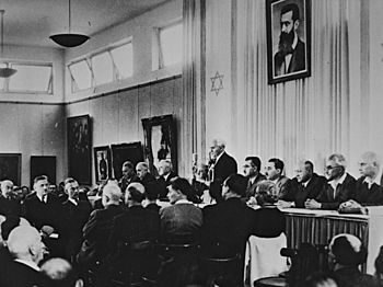 Flickr - Government Press Office (GPO) - David Ben Gurion reading the Declaration of Independence