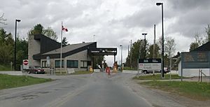 Hemmingford Quebec Border Station.jpg