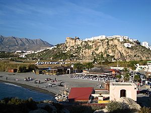 Playa y castillo de Salobreña