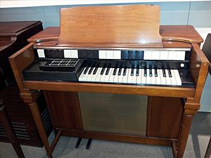 Hammond S-6 Chord Organ, Museum of Making Music