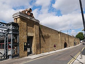 East Wall of Tobacco Dock, Wapping (01)