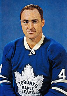 Red Kelly Maple Leafs Chex Card.jpg