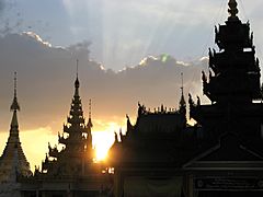 Shwedagon Pagoda, Sunset, Yangon, Myanmar