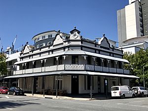 Coronation Hotel, South Brisbane, Queensland.jpg