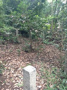 Narihira grave yoshidayama