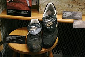 Mariano Rivera shoes worn in the 1999 World Series