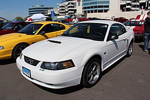 2000 Ford Mustang GT Coupe (14235434679)