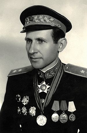 Mehmet Shehu (ushtarak)
