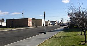 Main street in Mansfield, Washington (November 2006)